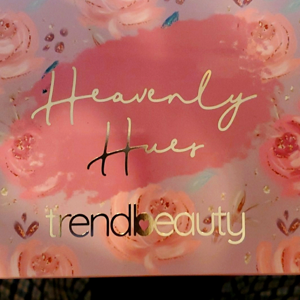 Heavenly Hues Highlights Palette